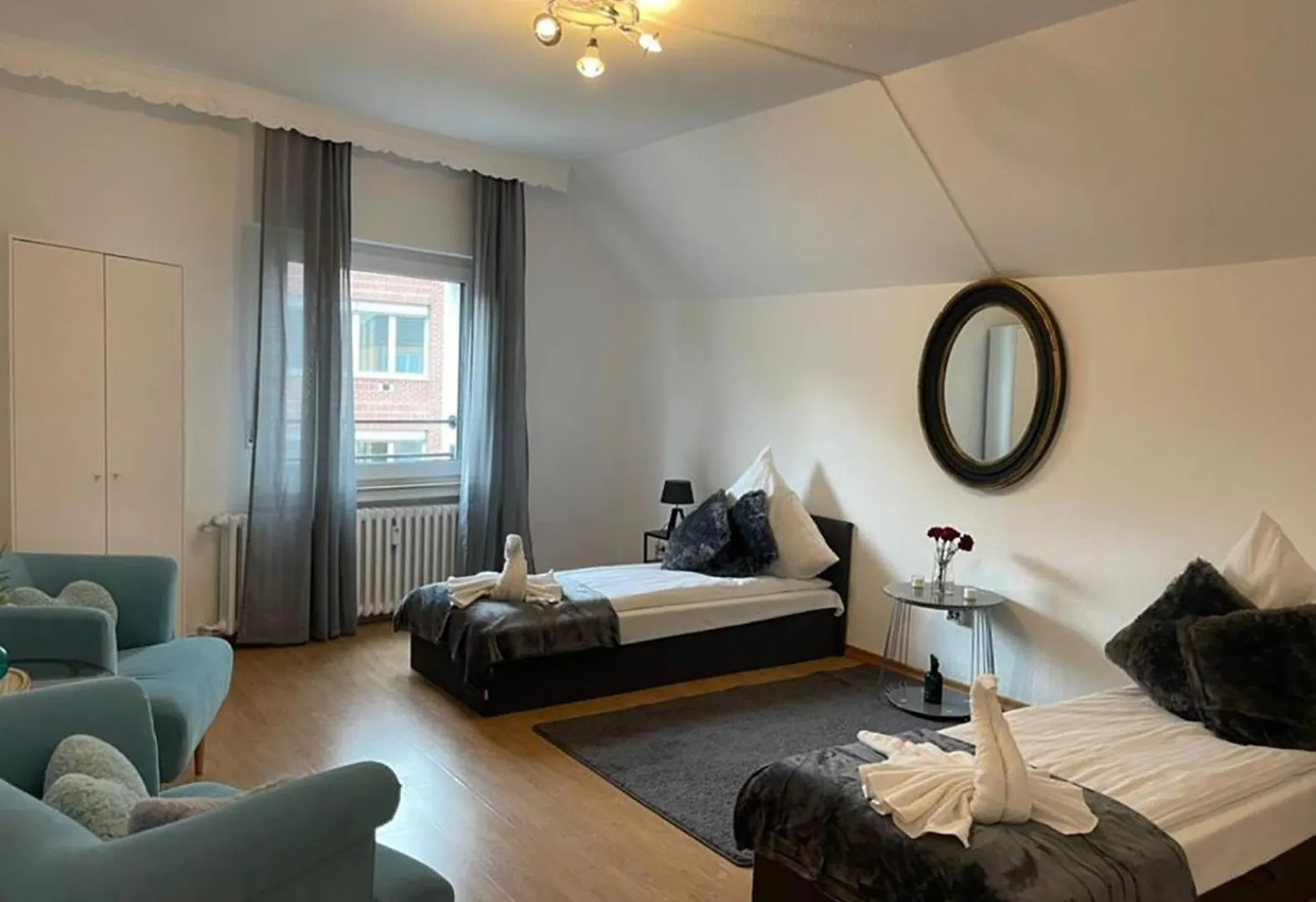 Bright And Stylish Apartment Steps Away From The Rhine Cologne