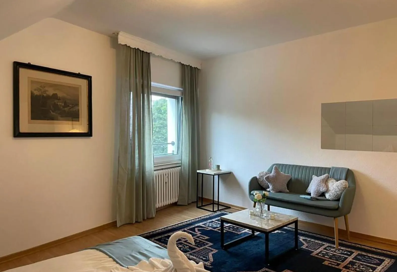 Bright And Stylish Apartment Steps Away From The Rhine Köln Almanya